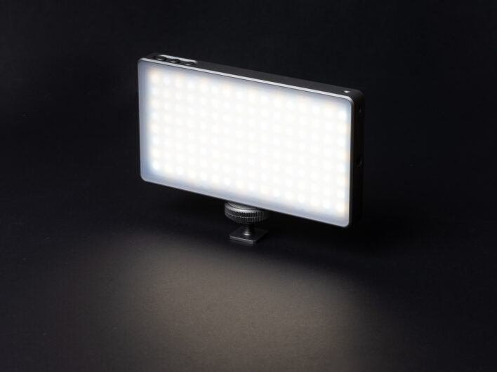 Explorer AX-LED915 AuraLED 915 LED Lights | NiSi Optics USA | 4