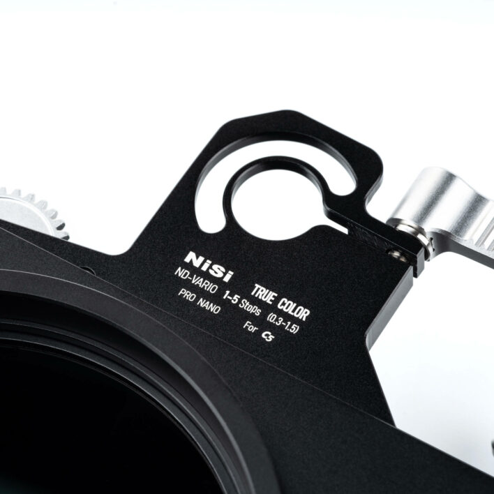 NiSi Cinema C5 Matte Box Filmmaker Kit (Matte Box, VND 1-5 Stops, 4 Stop ND, Black Mist 1/8, Adaptors and Pouch) C5 Matte Box System | NiSi Optics USA | 3